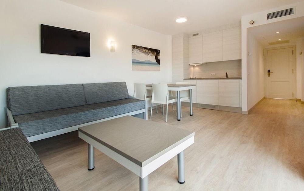 Apartamentos Sol Y Vera Magaluf  Exterior photo