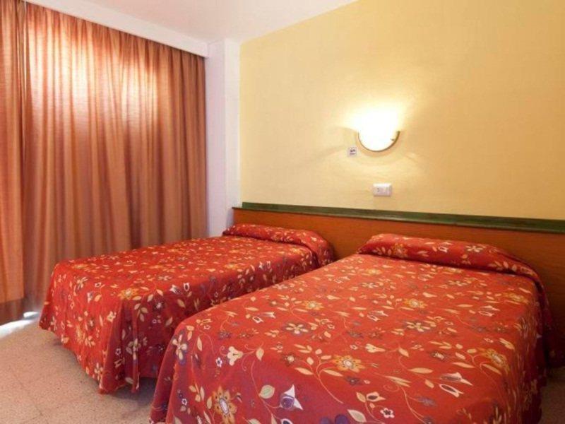 Apartamentos Sol Y Vera Magaluf  Exterior photo
