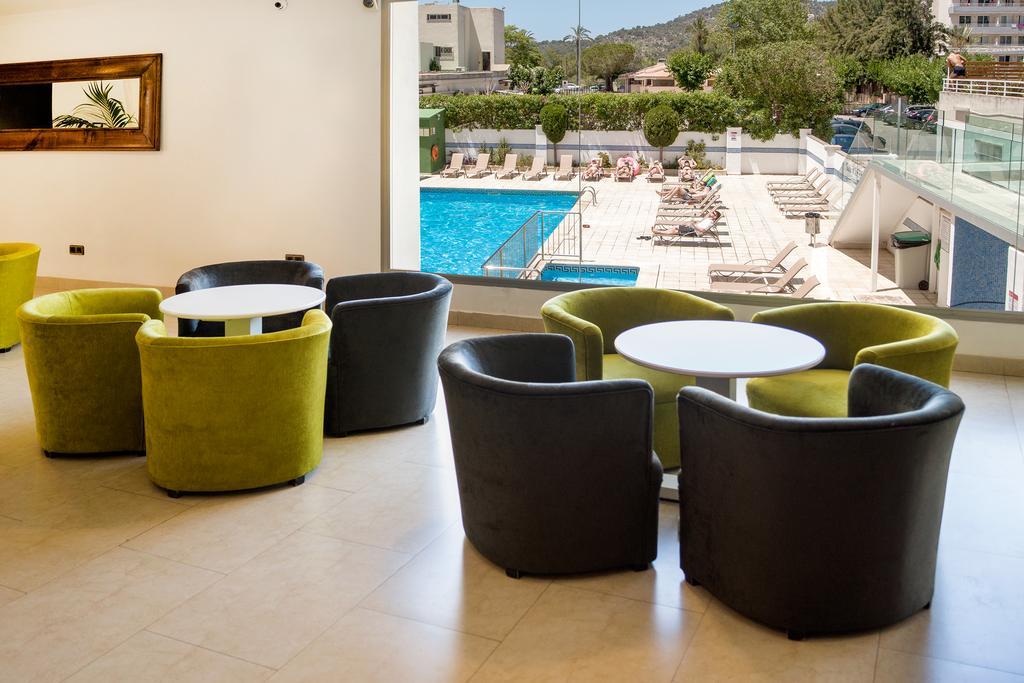 Apartamentos Sol Y Vera Magaluf  Exterior photo